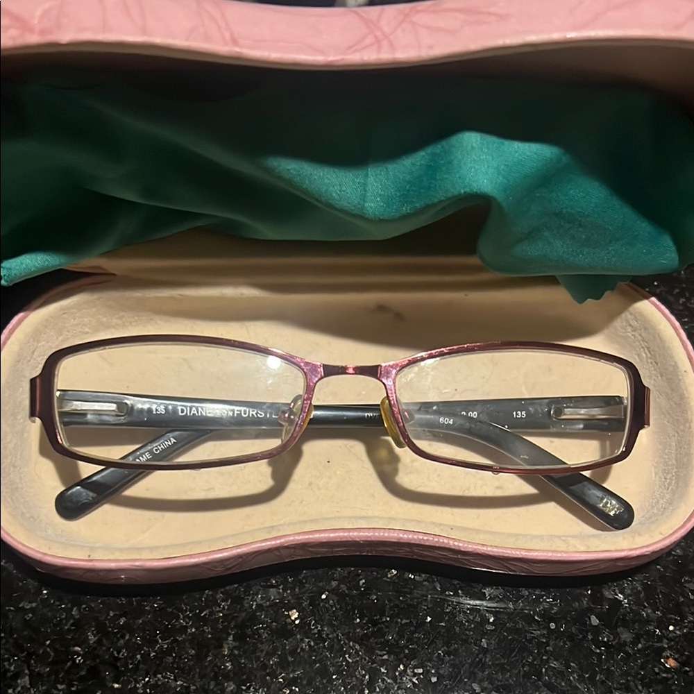 Diane Von Furstenberg Pink and Black Rectangular Glasses
